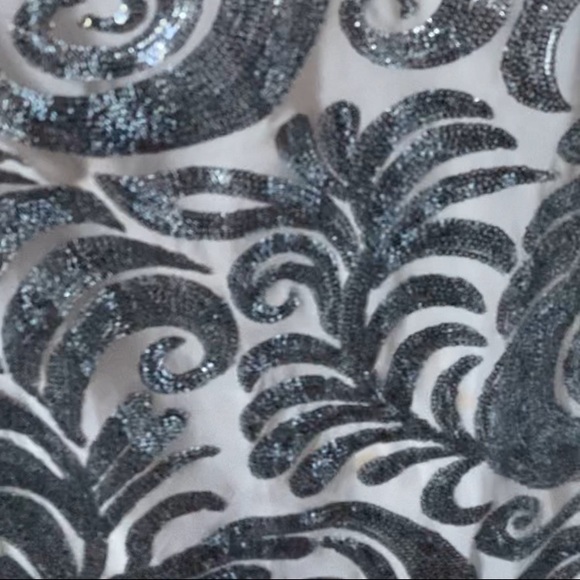 Ivory & Silver Shift Dress - Picture 9 of 15